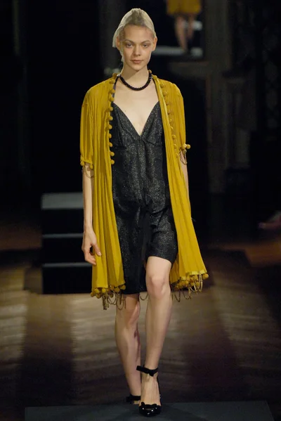 Look 22